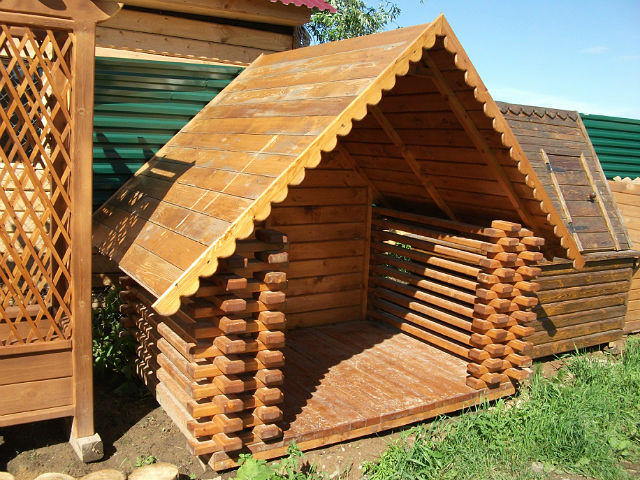 игровой деревянный домик
